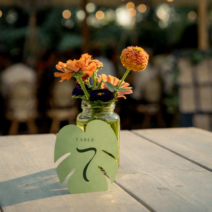 Signature Shape Flat Card - Shape C102