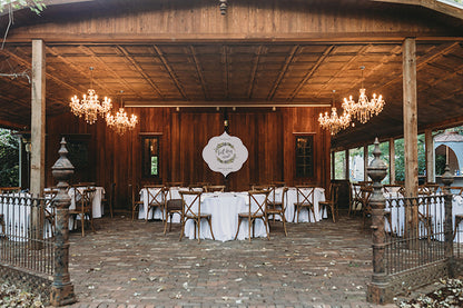 Signature Shape Custom Wedding Signage - Shape 36